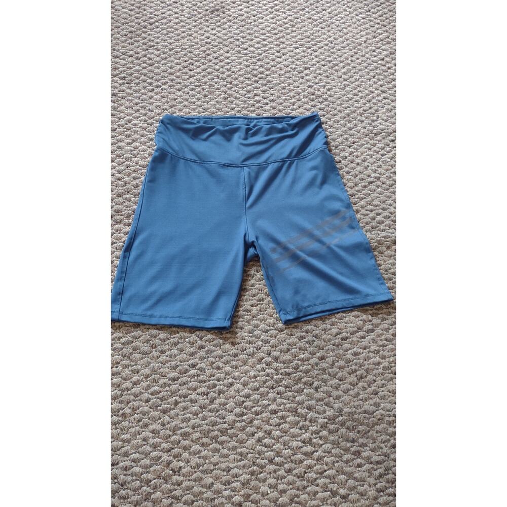 Activewear shorts